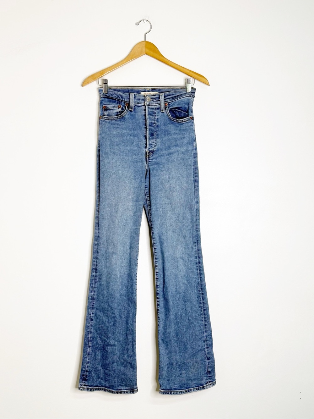 Levi’s Ribcage Boot Jeans Size 27 High Rise Bootcut Light Wash